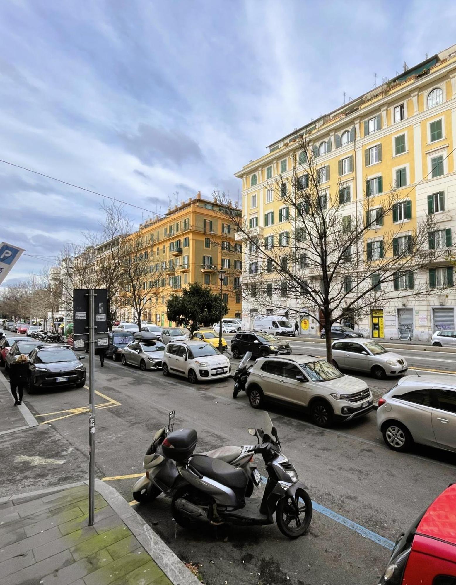 Appartamento Enjoy Colosseo Roma